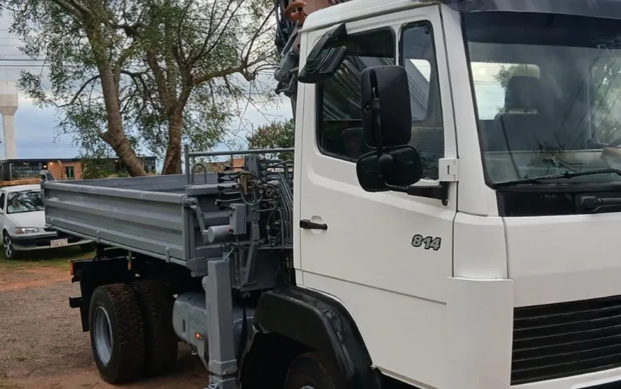 Mercedes-Benz 814